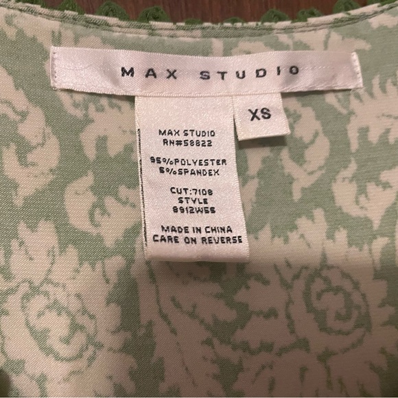 Max Studio Dress Sz-XS Damask Flutter Short Sleeve Midi Pockets Green Floral - Picture 6 of 7